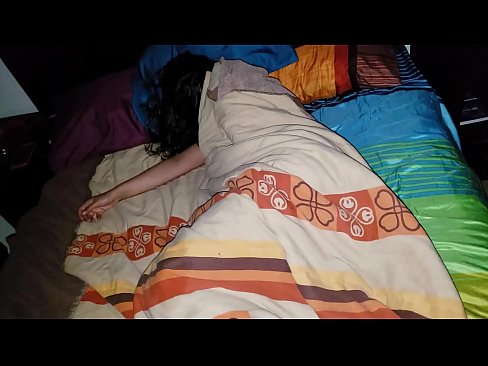 ❤️ Stiefson beréiert seng jonk Stéifmamm wärend hatt schléift. ☑ Russesch Porno op Porno lb.pornoklinge.ru ❌️
